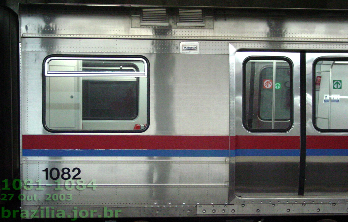 Placa do fabricante Mafersa no trem 1081-1084 do Metrô de Brasília