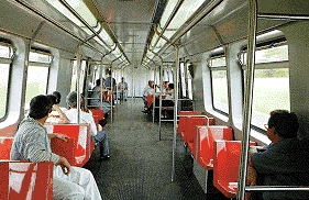 Interior dos trens do Metrô DF