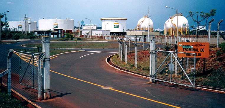 Terminal do oleoduto, que retirou dos trilhos o transporte de combust&iacute;veis